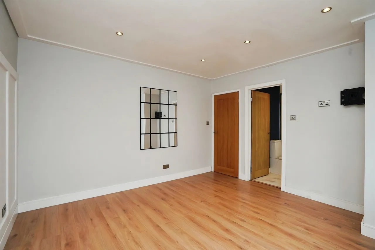 Normanby Road, Nottingham, NG8, photo 15
