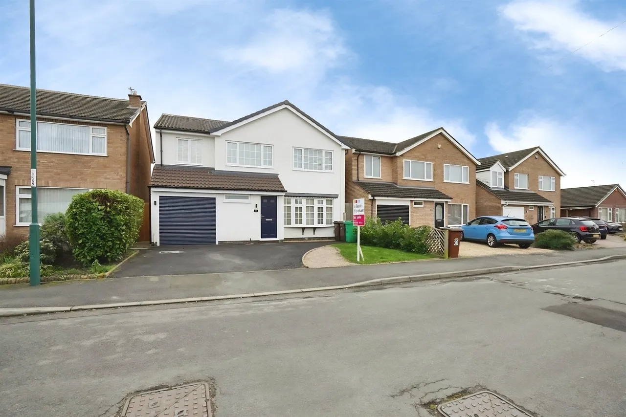 4 bed house for sale, Normanby Road, Nottingham, NG8