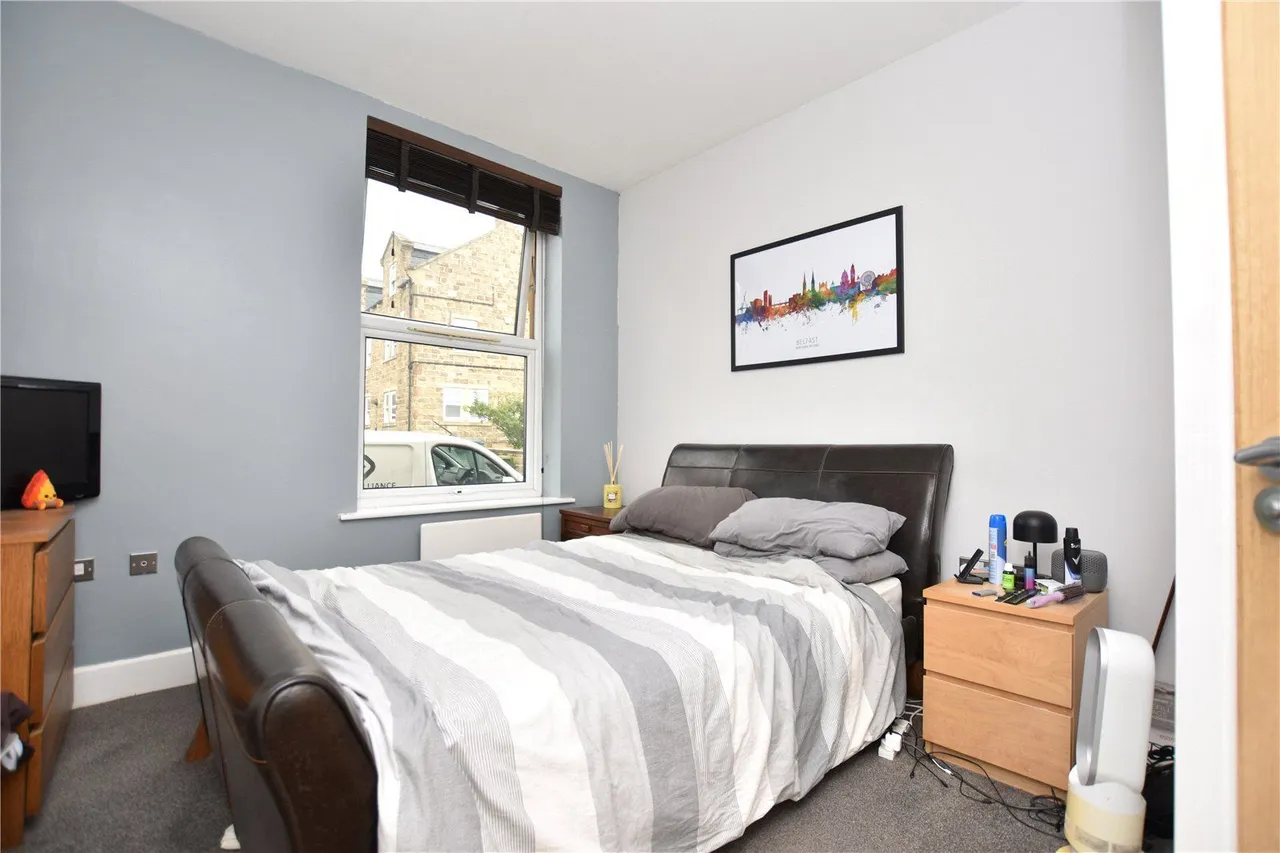 Commercial Street, Morley, LS27, photo 5