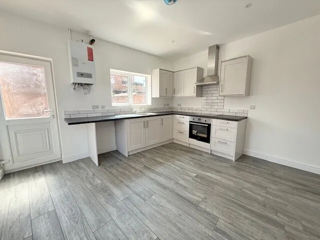 Lord Street, CW2, photo 3