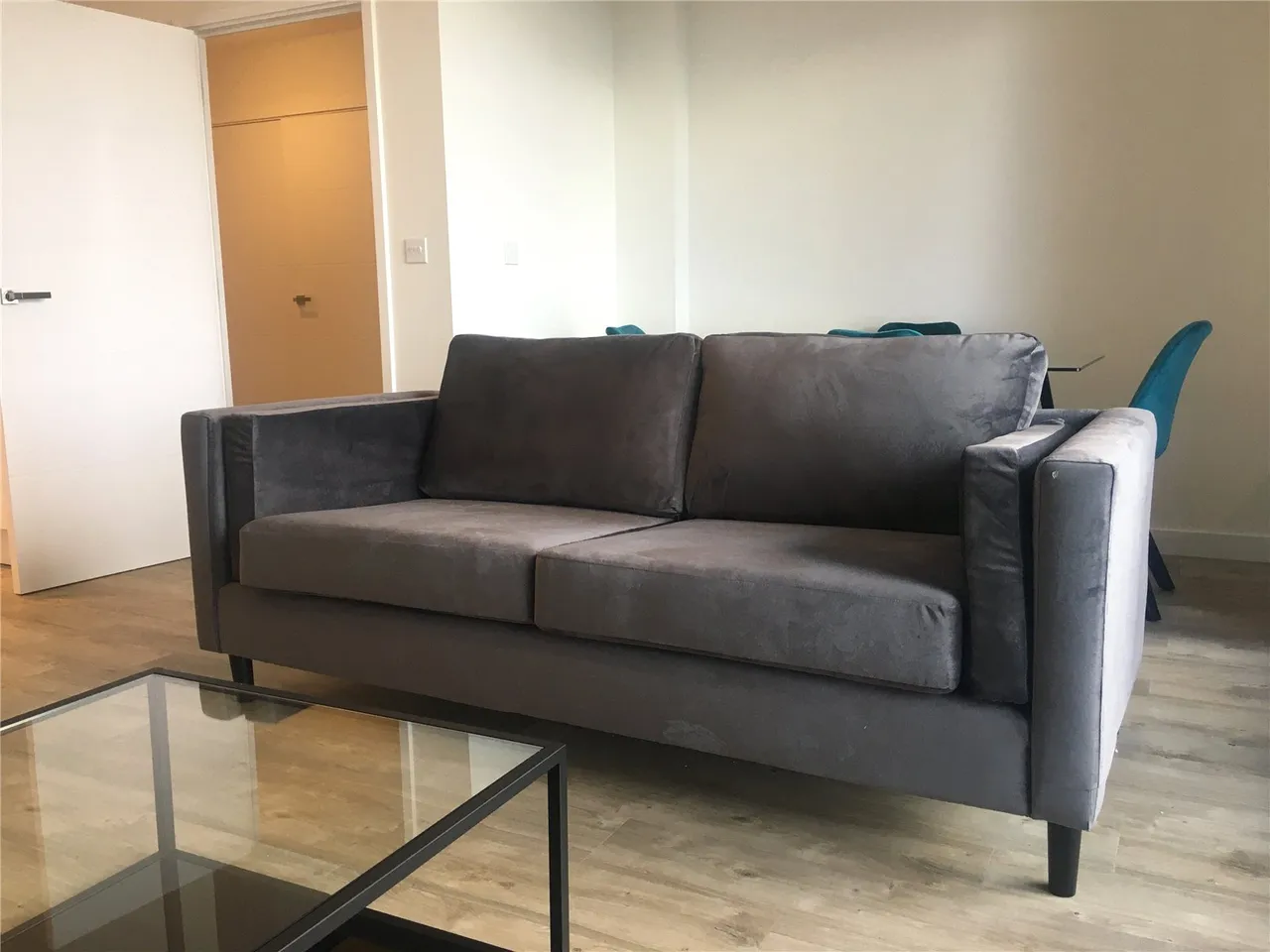 Lakeside Drive, London, NW10, photo 9