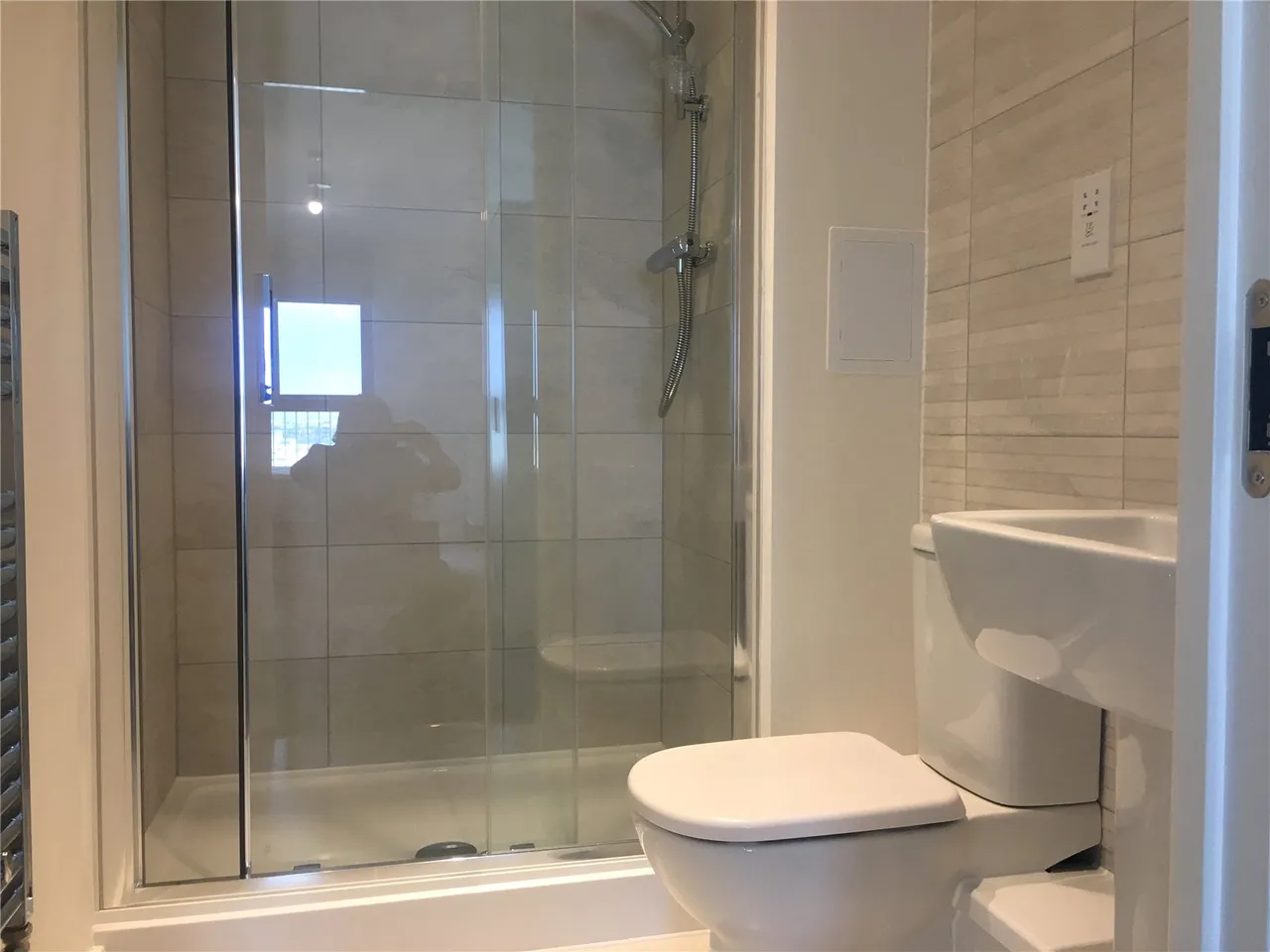 Lakeside Drive, London, NW10, photo 7