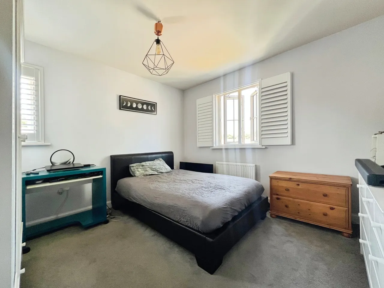 Barossa Road, Wellesley, Aldershot, Hampshire, GU11 4DT, photo 6