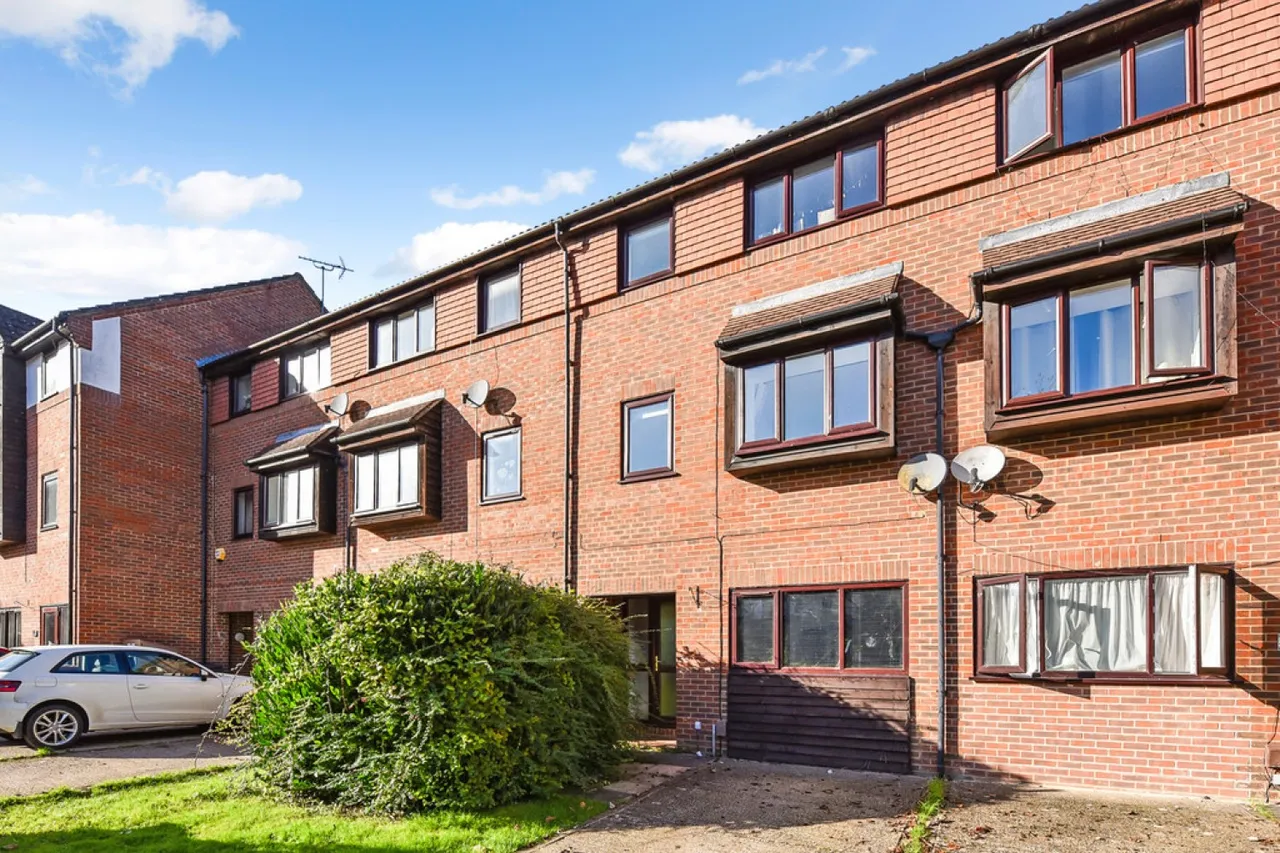 4 bed house for sale — Honeysuckle Close, Badger Farm, Winchester