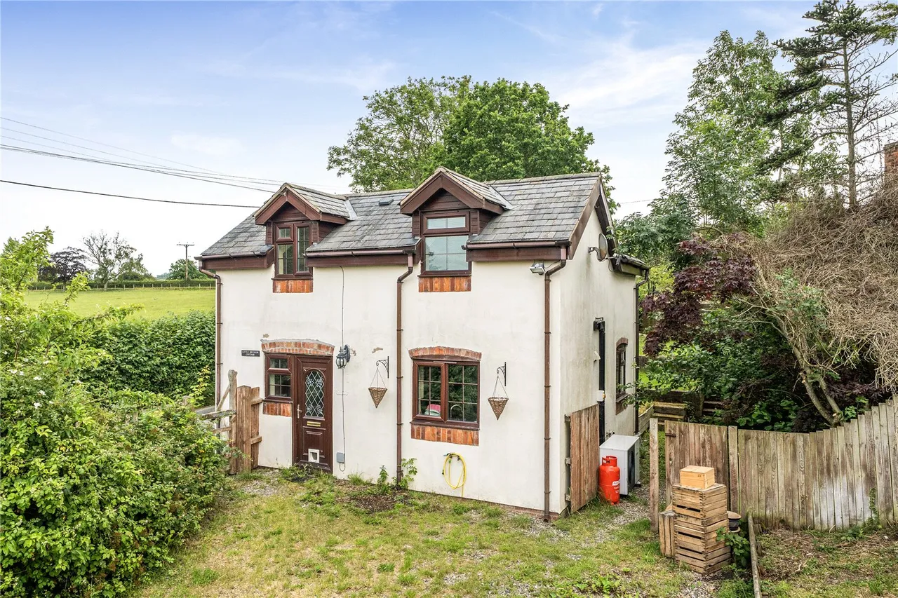Churchstoke, Montgomery, Powys, SY15 6EN, photo 17