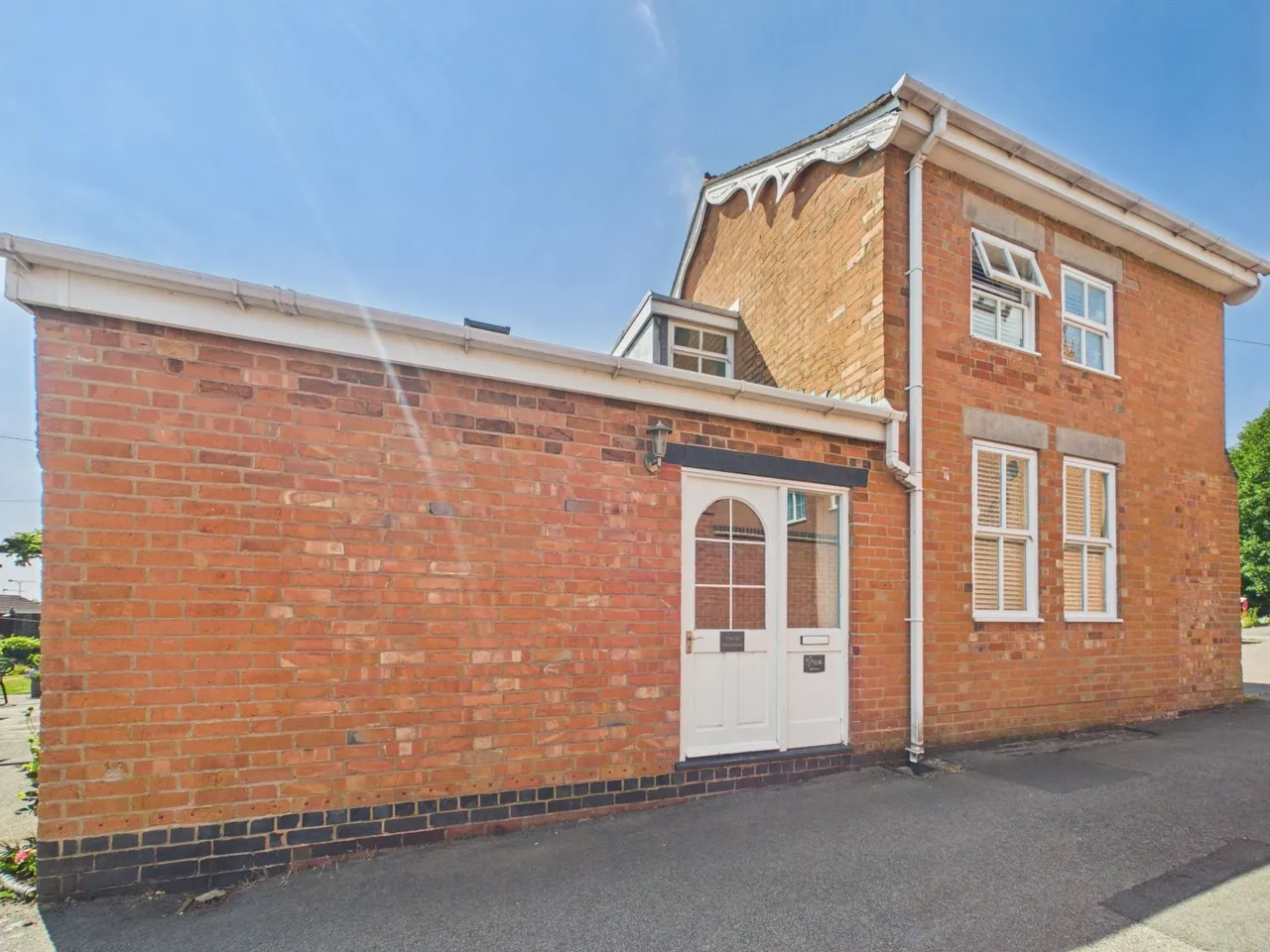 3 bed house for sale, The Old Bakehouse High Street, Earl Shilton, LE9