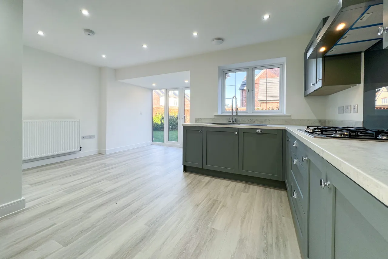 Plot 1, Kiln Drive, Sutton Bonington, LE12 5EZ, photo 10