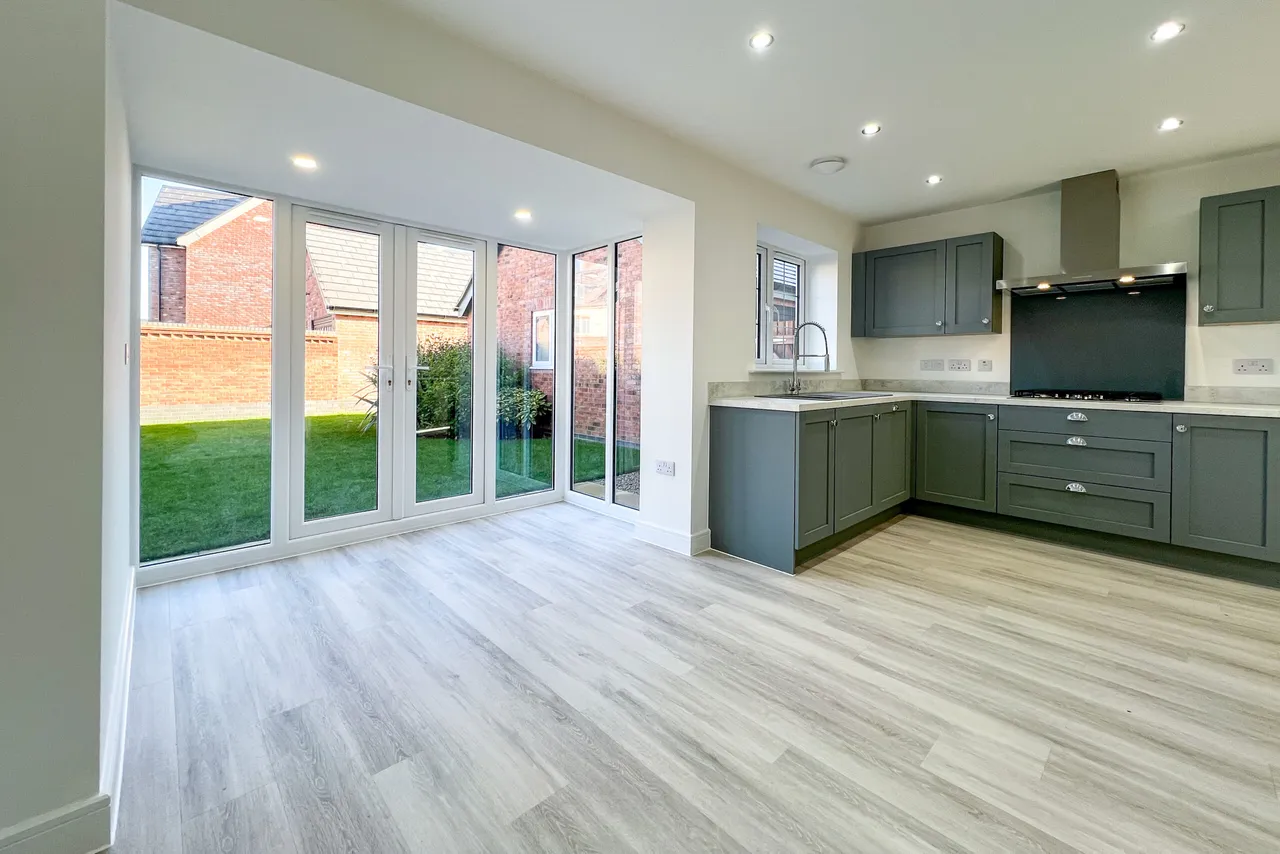 Plot 1, Kiln Drive, Sutton Bonington, LE12 5EZ, photo 11
