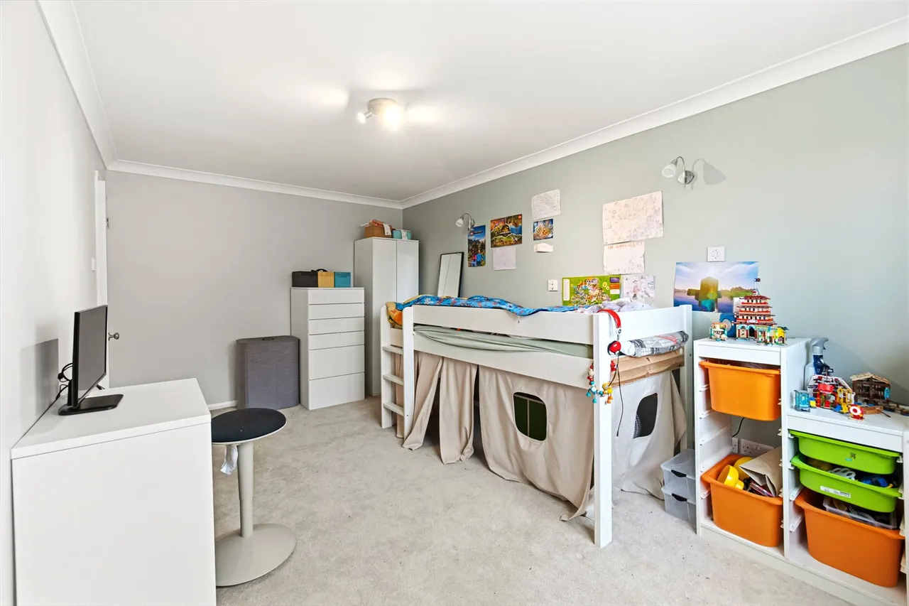 Blandford Road, Teddington, TW11 0LF, photo 7