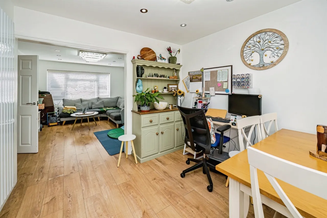 Nursery Road, Taplow, Maidenhead, photo 4