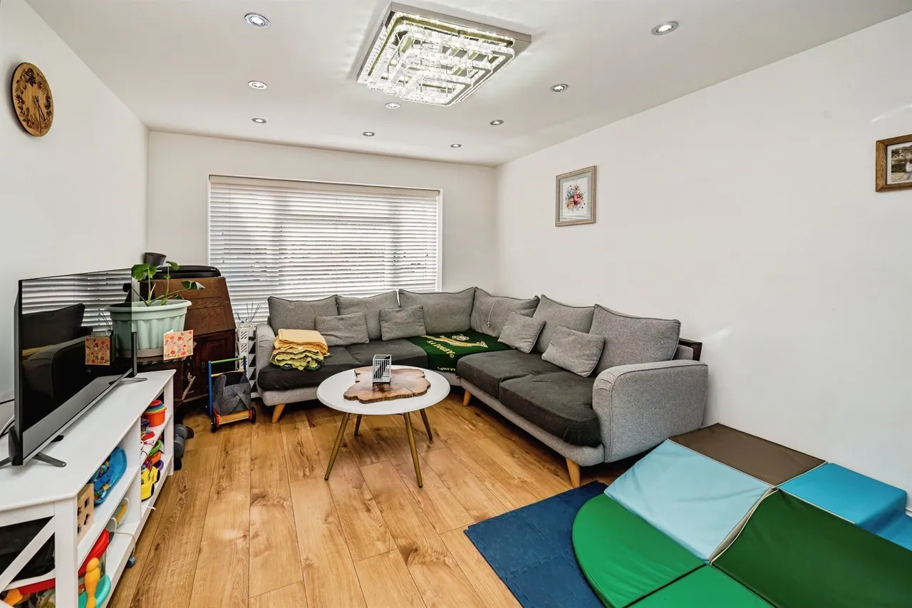Nursery Road, Taplow, Maidenhead, photo 3