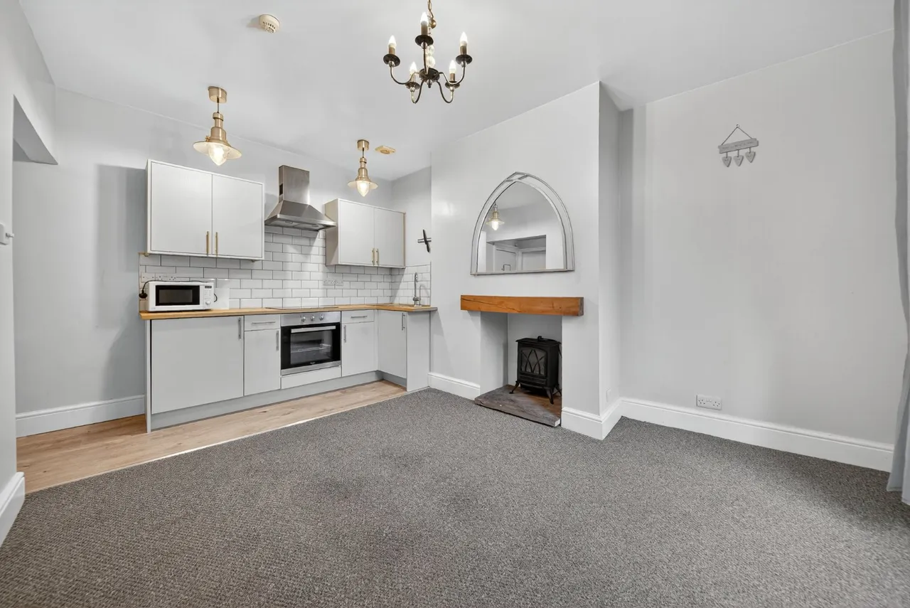 Mount Pleasant, Ilkley, LS29, photo 3