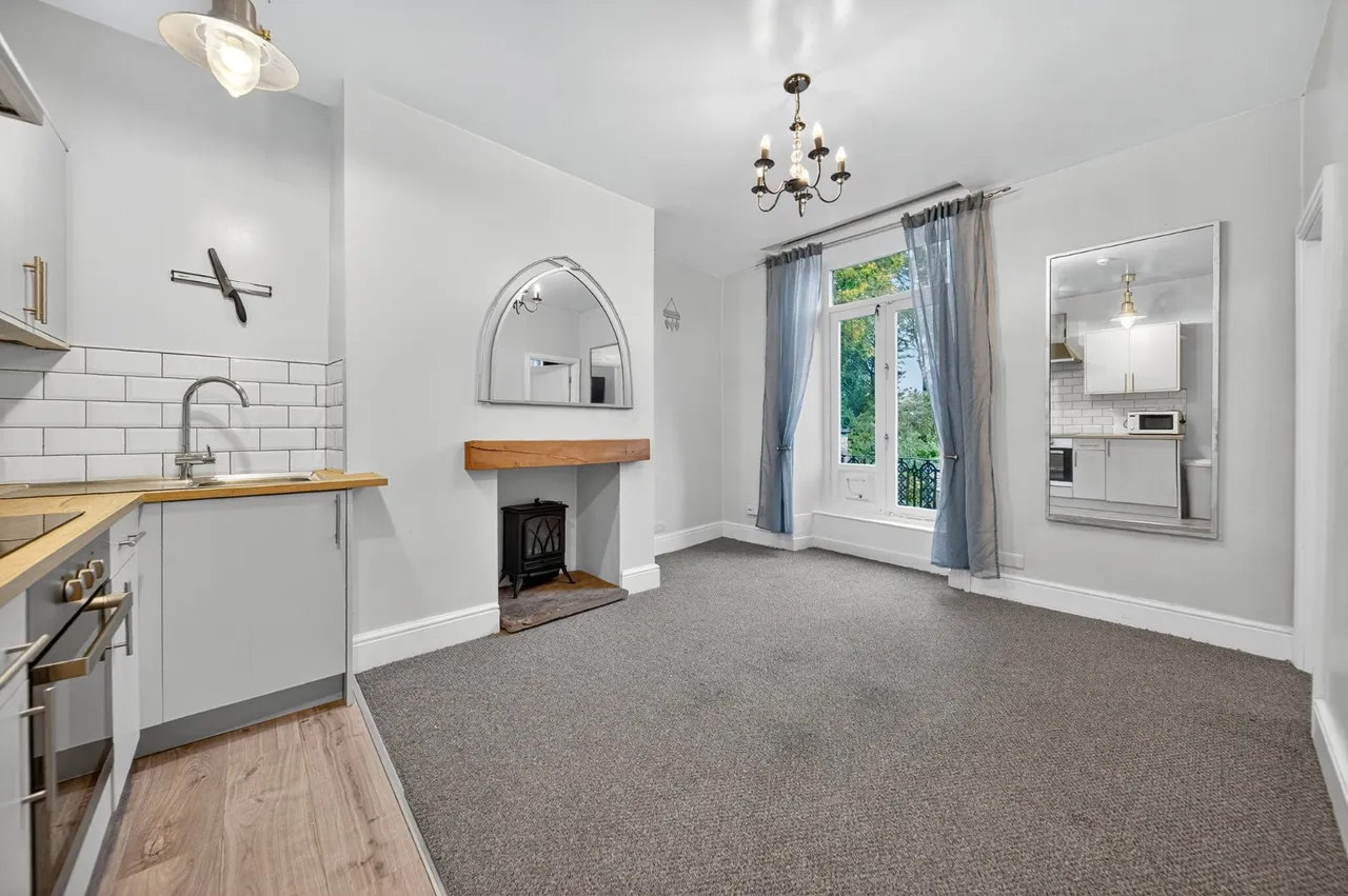 Mount Pleasant, Ilkley, LS29, photo 2