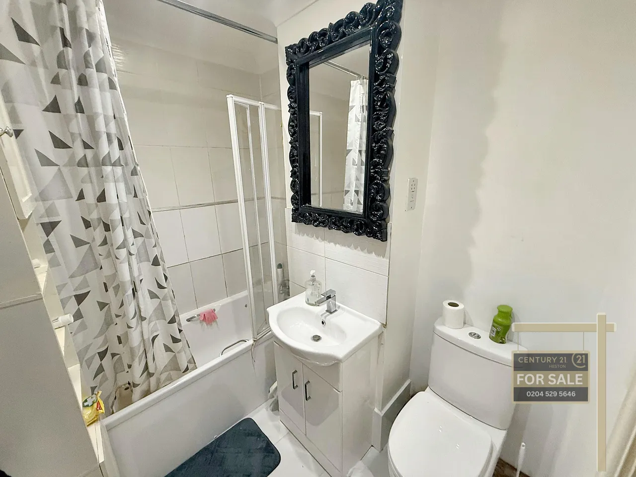 Vicarage Farm Road, Heston, TW5, photo 7
