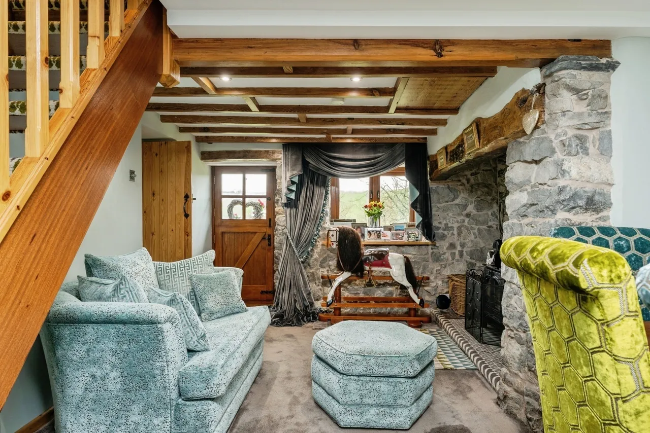Mynydd Llan, Holywell, CH8, photo 9