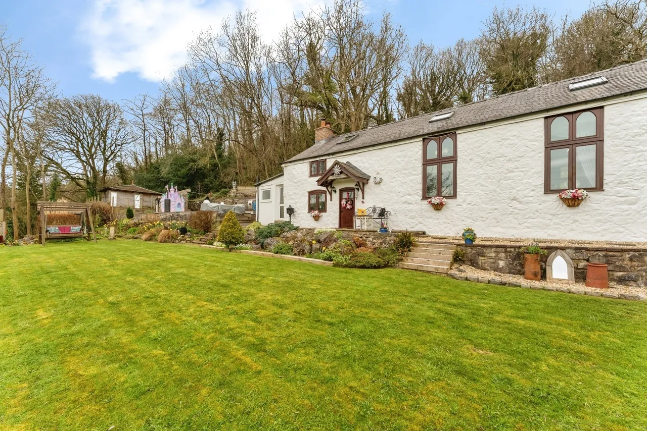2 bed house for sale, Mynydd Llan, Holywell, CH8