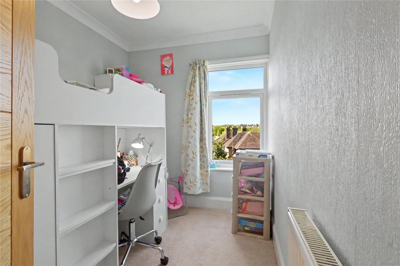 Linden Close, Bardsey, LS17, photo 8