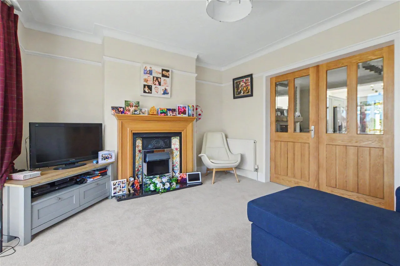 Linden Close, Bardsey, LS17, photo 11