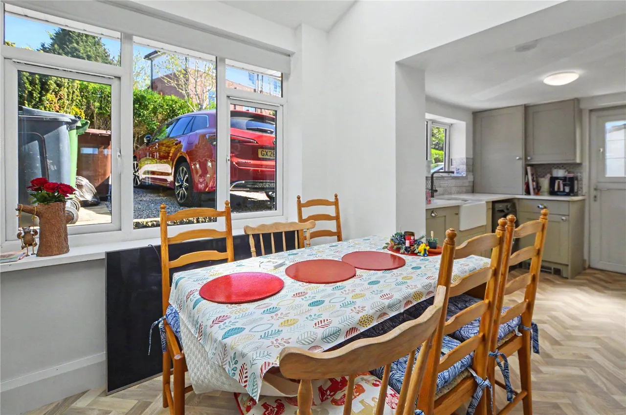 Linden Close, Bardsey, LS17, photo 4