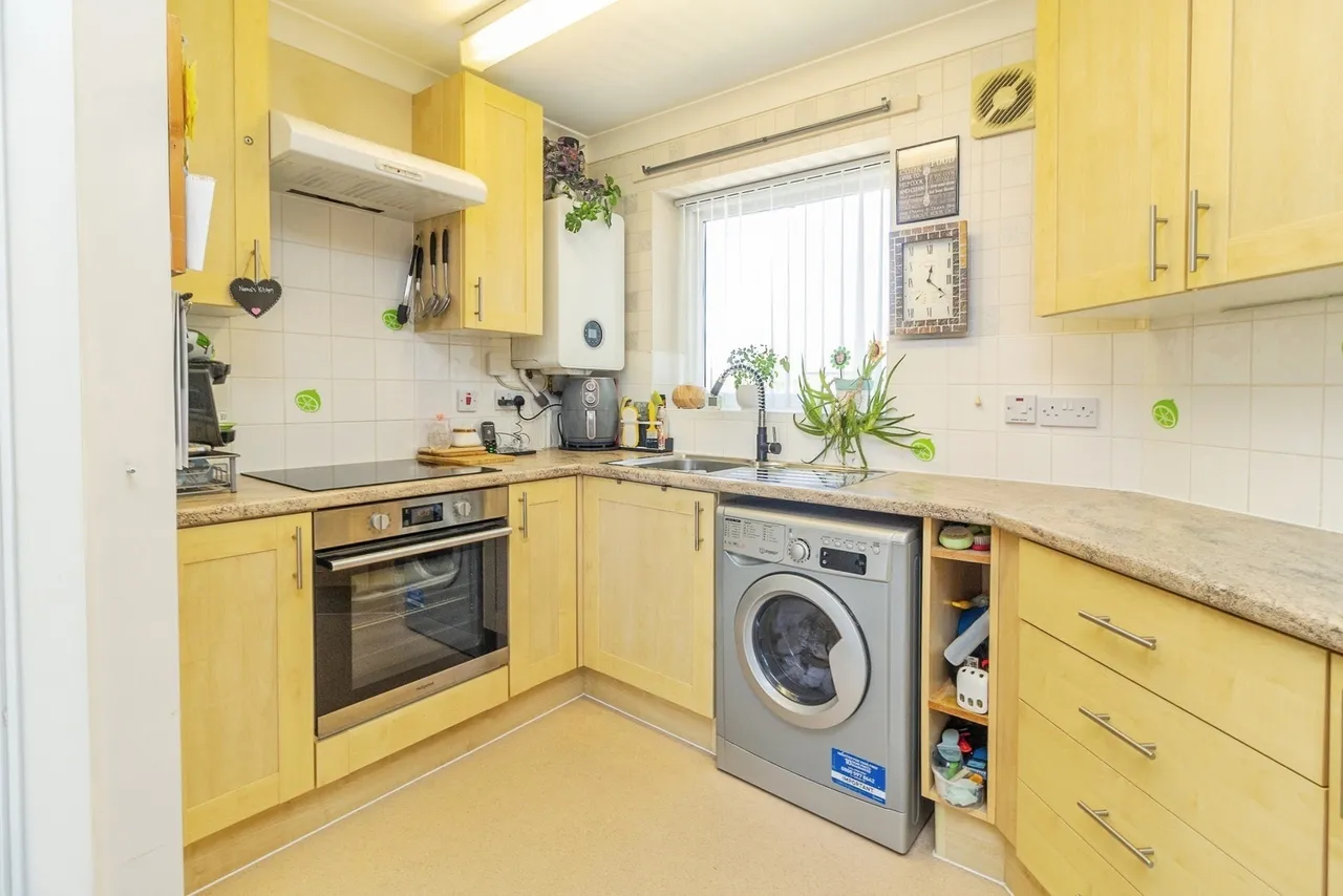 Pye Bridge End, Broughton, Milton Keynes, Buckinghamshire, MK10, photo 5