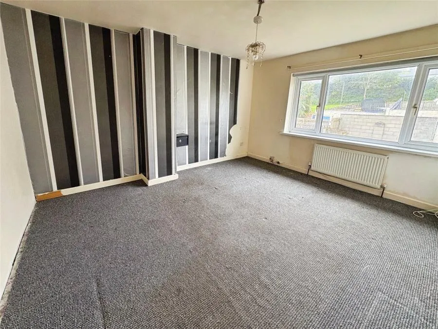 Hollybush Road, Cardiff, CF23, photo 8