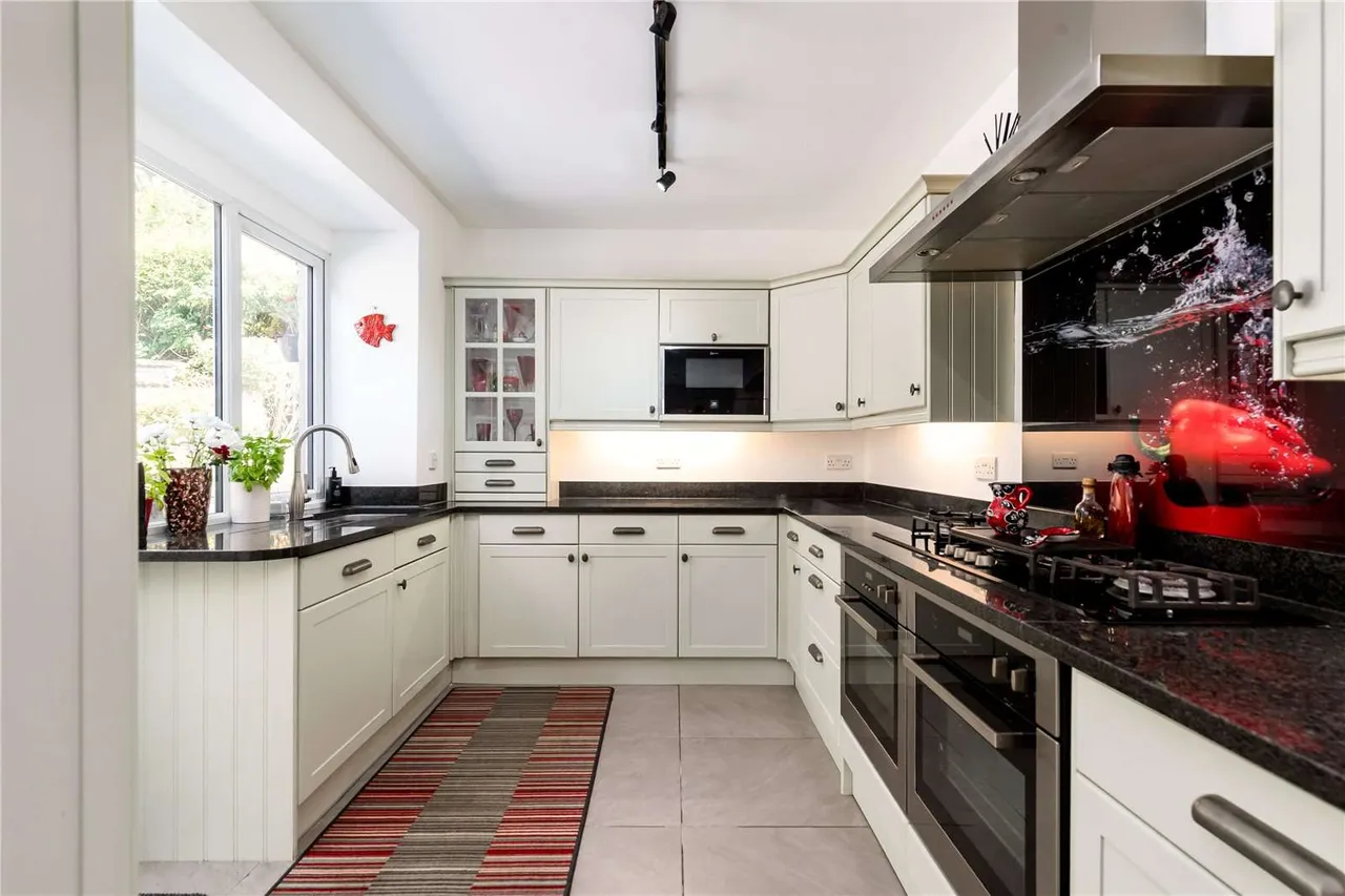 Kirkennan Cottage, Palnackie, Castle Douglas, Dumfries and Galloway, DG7 1PE, photo 6