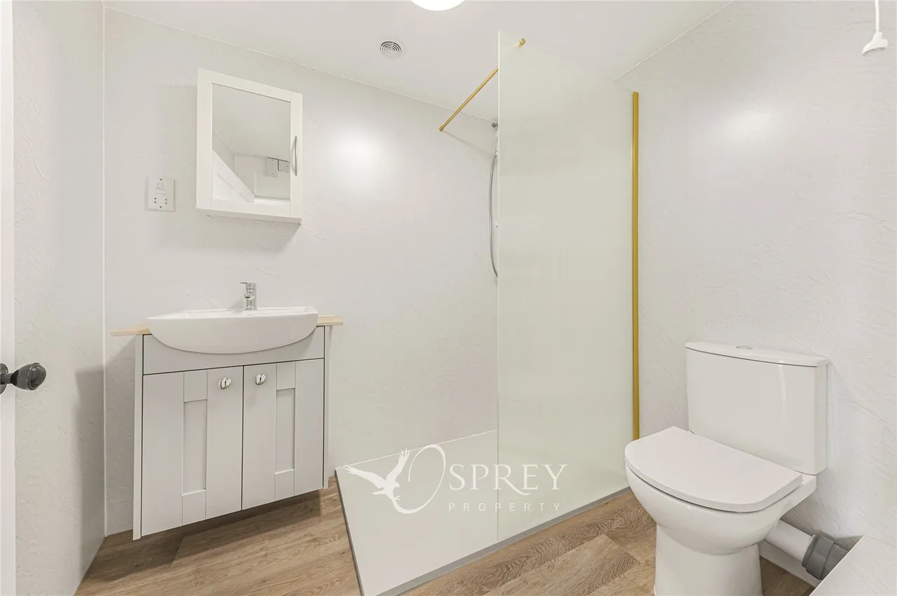 Market Place, Oundle, PE8, photo 6