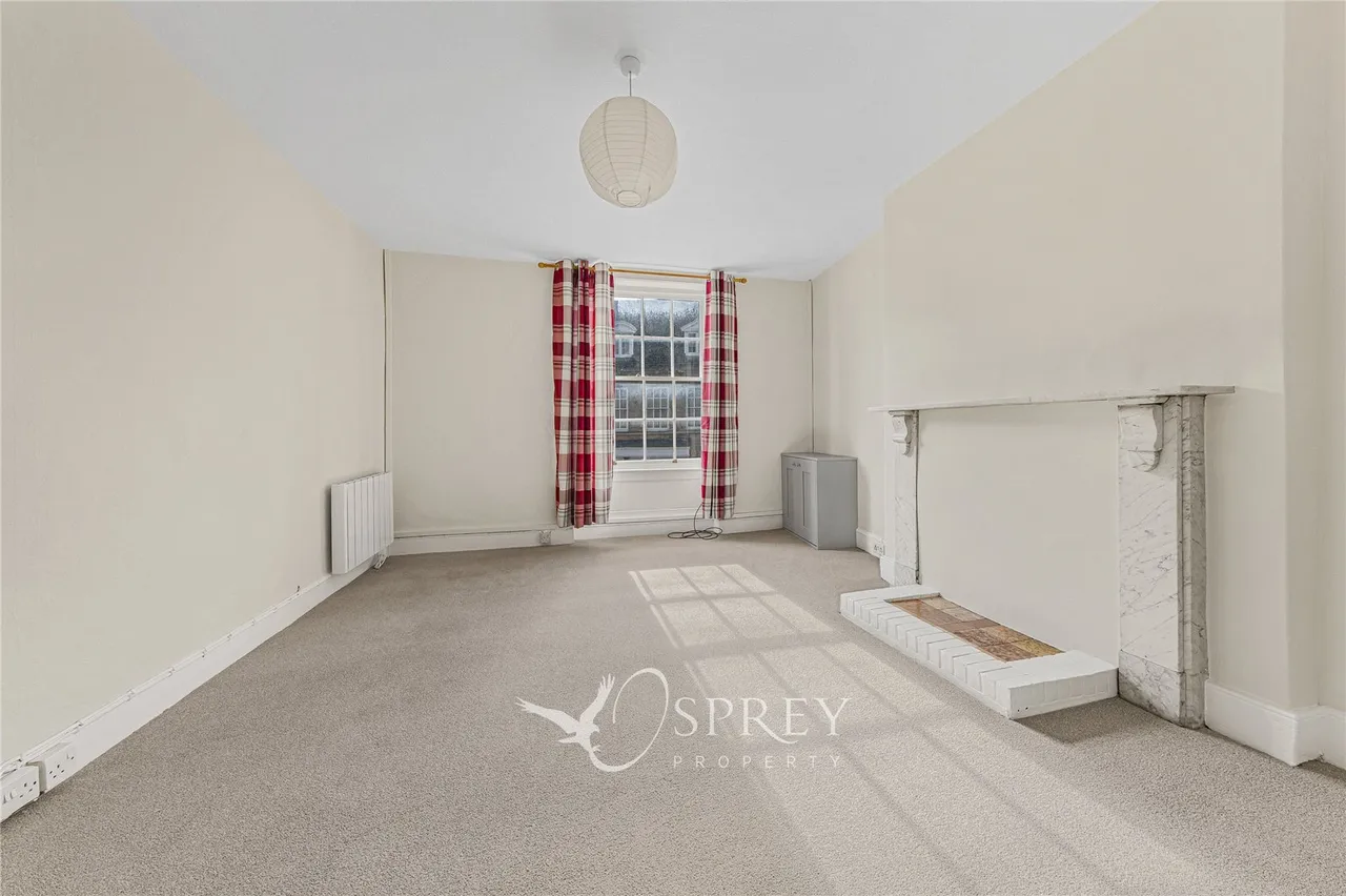 Market Place, Oundle, PE8, photo 4