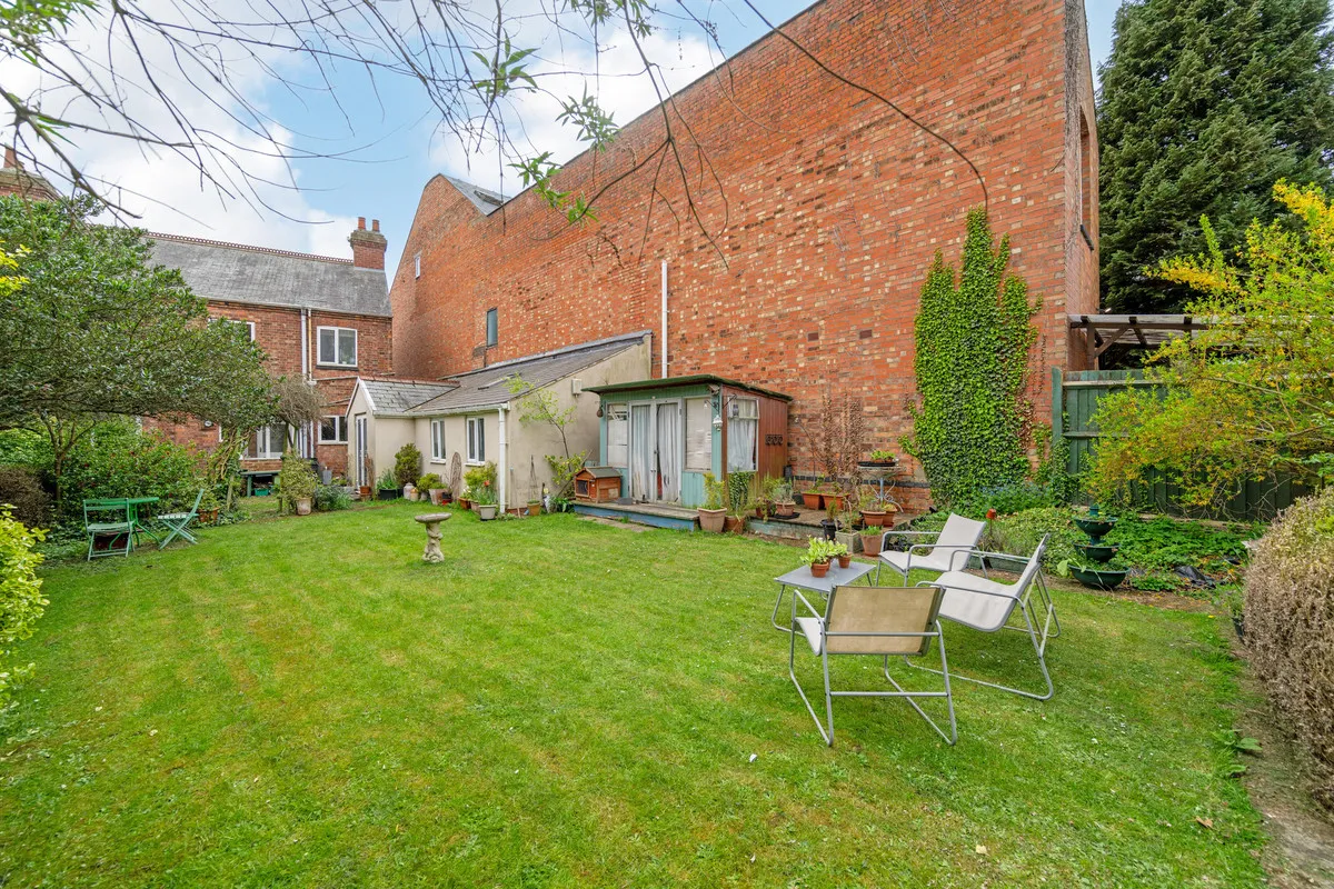 Hillmorton Road, Rugby, CV22, photo 17
