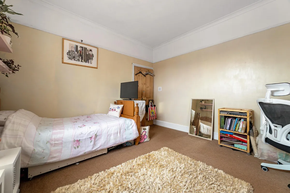 Hillmorton Road, Rugby, CV22, photo 13