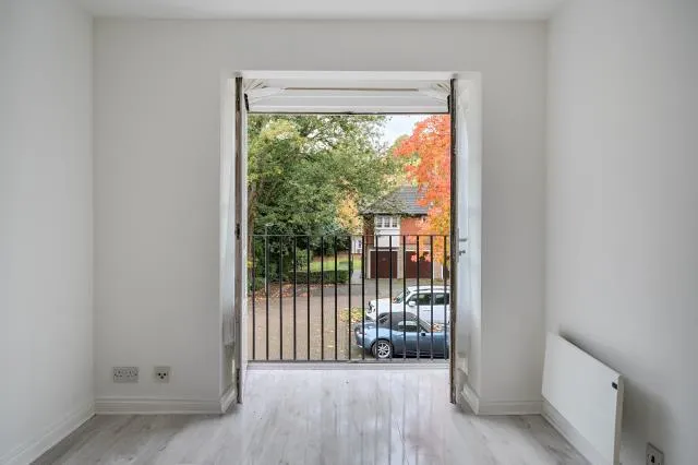 Selhurst Close, London, SW19, photo 14