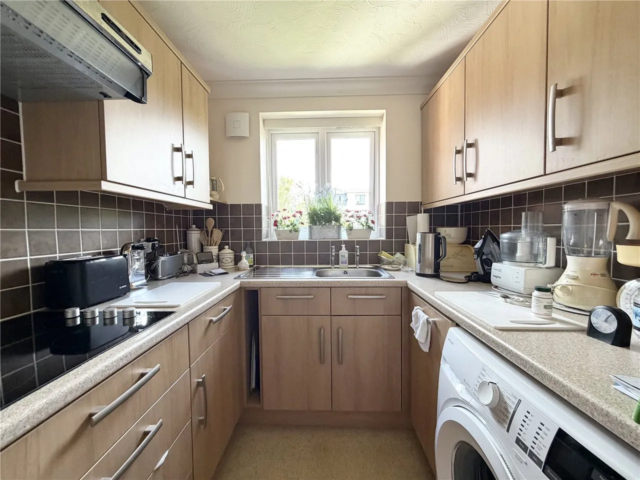 Poole Road, Bournemouth, BH2, photo 4