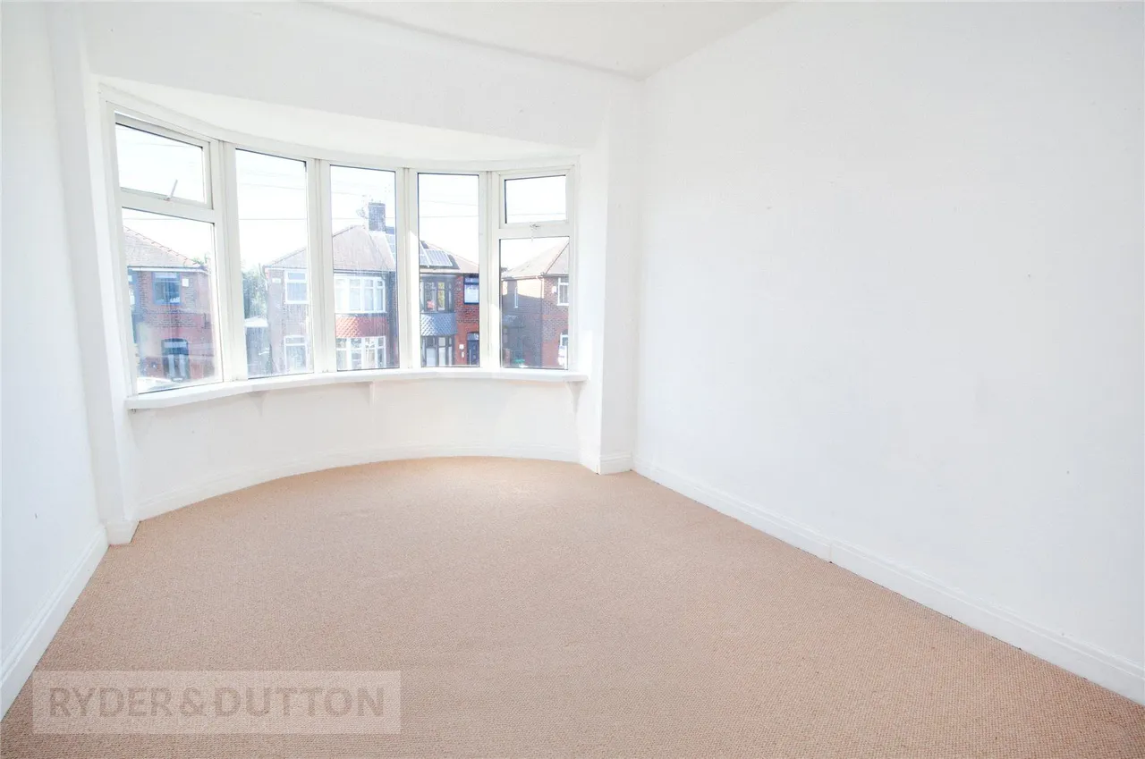 Kew Road, Failsworth, M35, photo 11