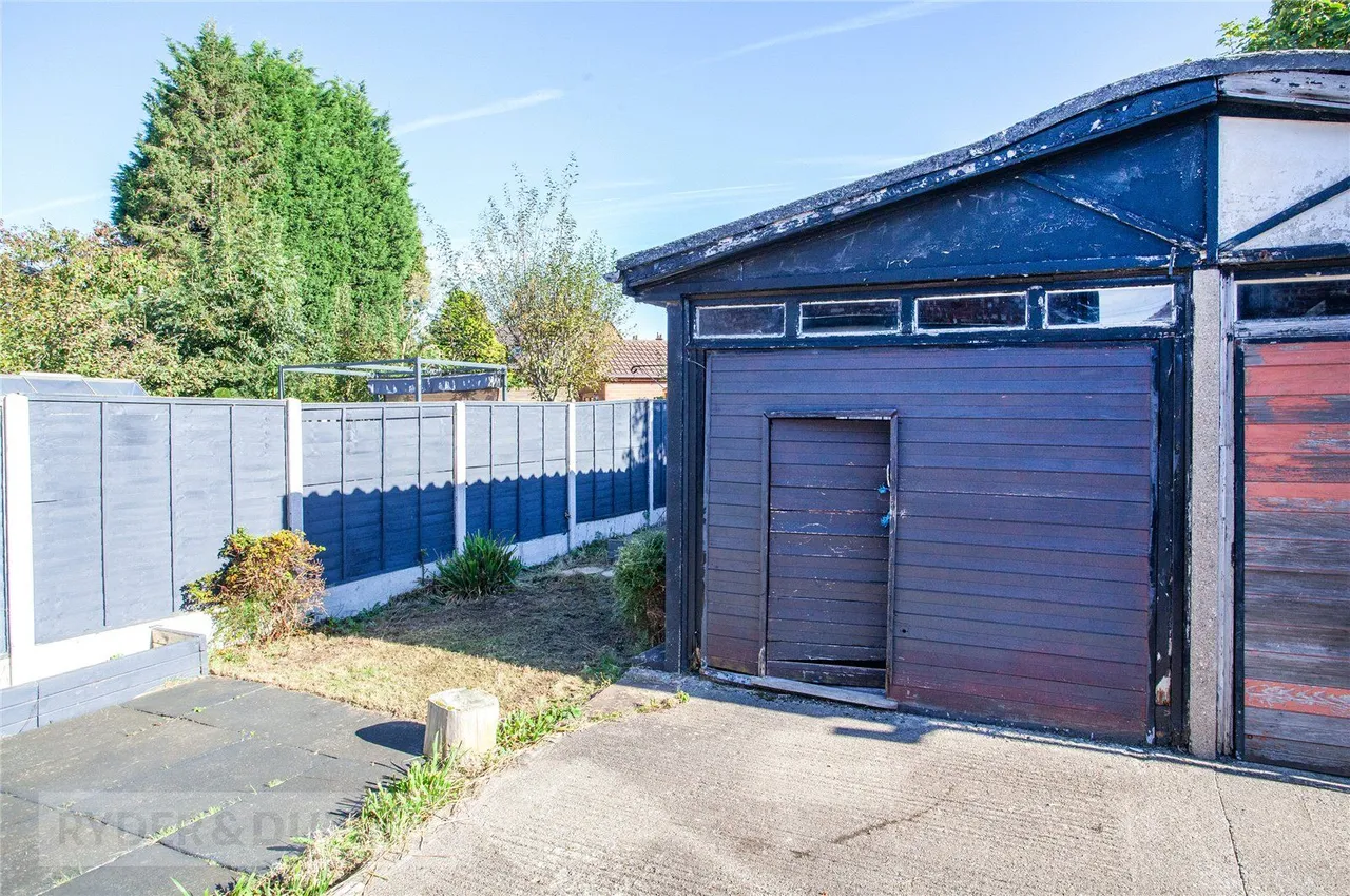 Kew Road, Failsworth, M35, photo 19