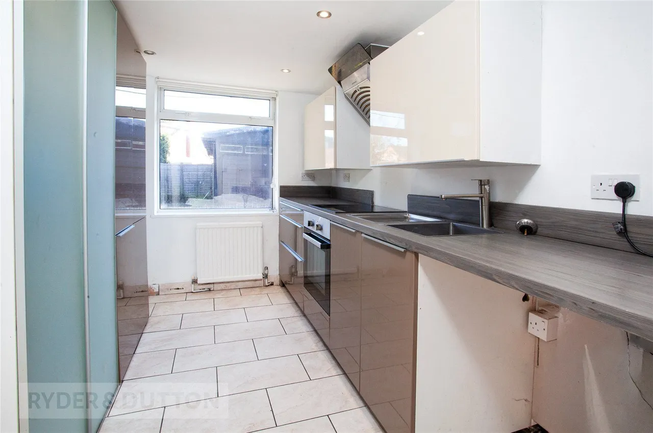 Kew Road, Failsworth, M35, photo 6