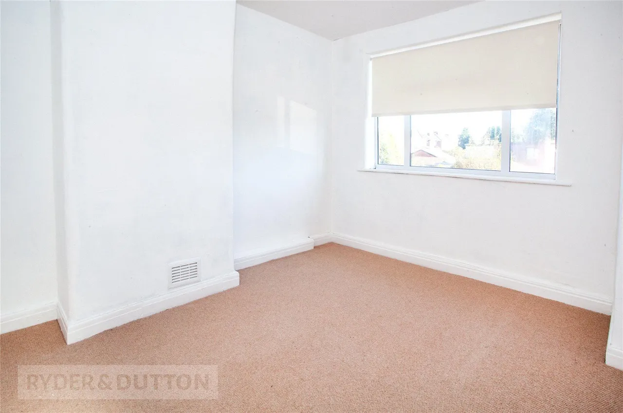 Kew Road, Failsworth, M35, photo 12