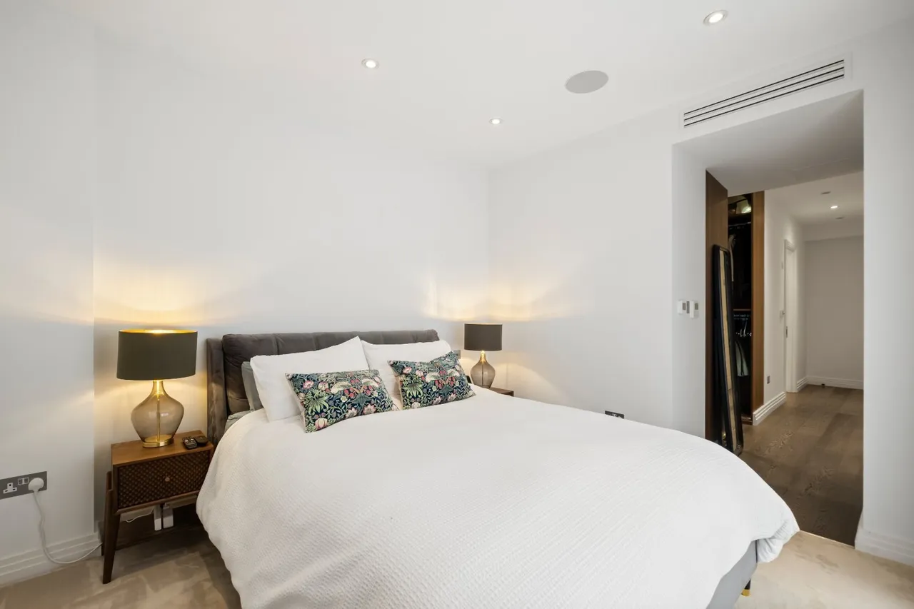Kensington Court, Kensington, W8, photo 8