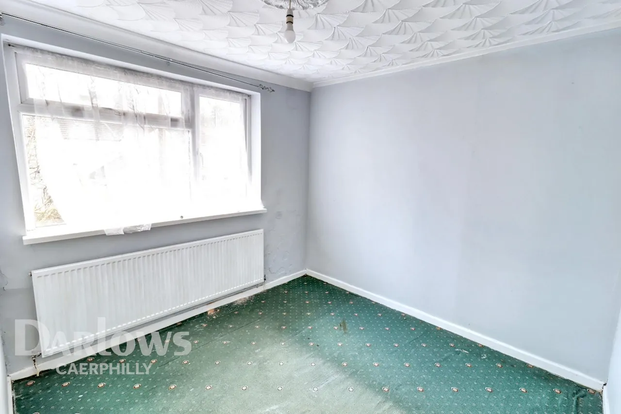 Commercial Street, Hengoed, photo 17