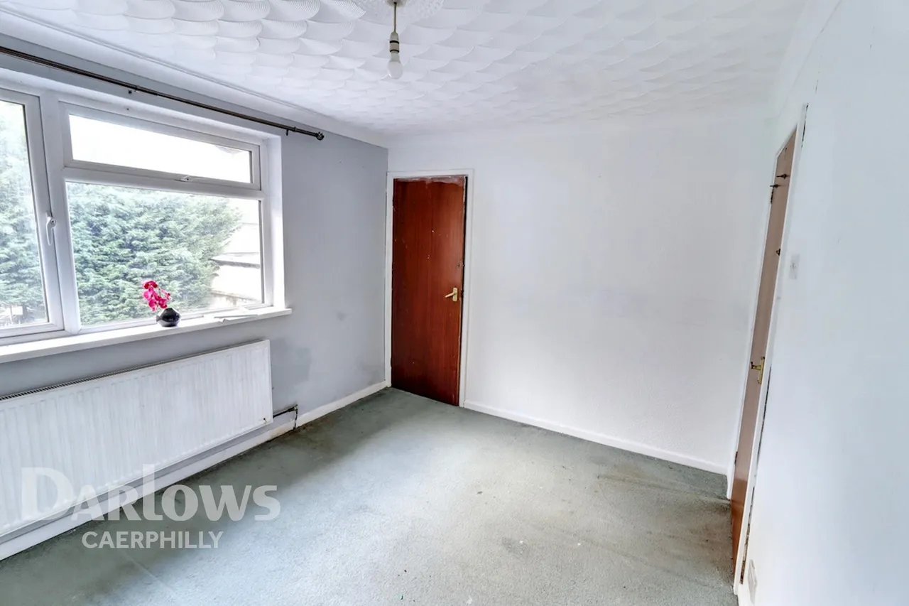 Commercial Street, Hengoed, photo 15