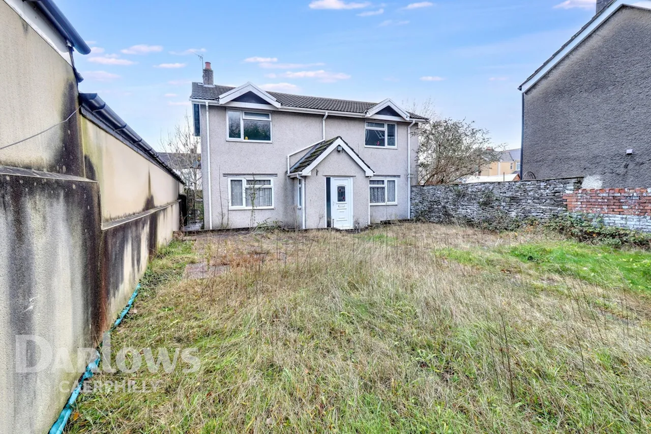 Commercial Street, Hengoed, photo 22