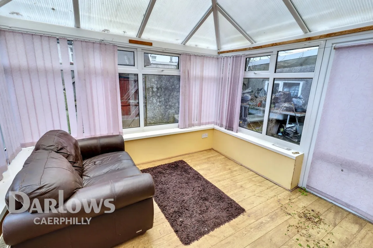 Commercial Street, Hengoed, photo 9