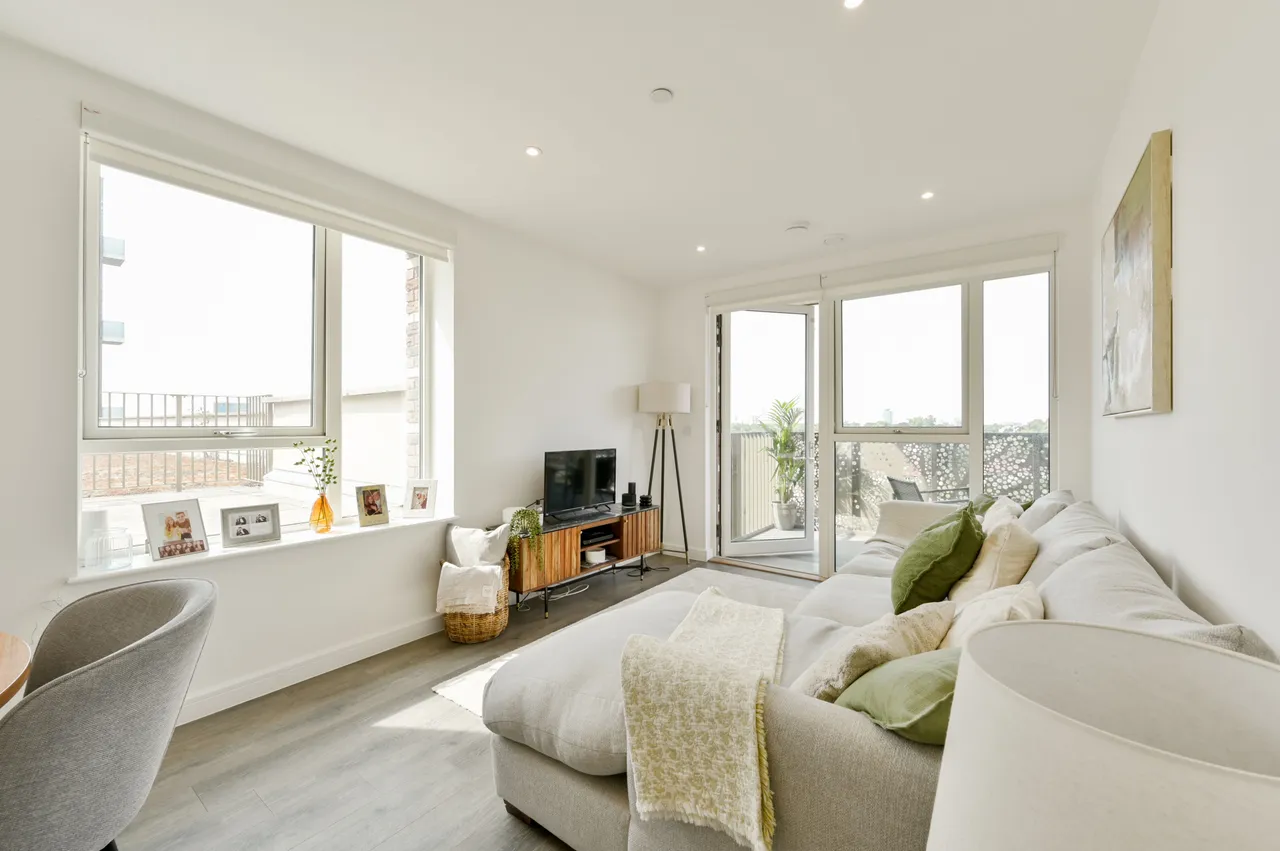 2 bed flat for sale, Acton, W3