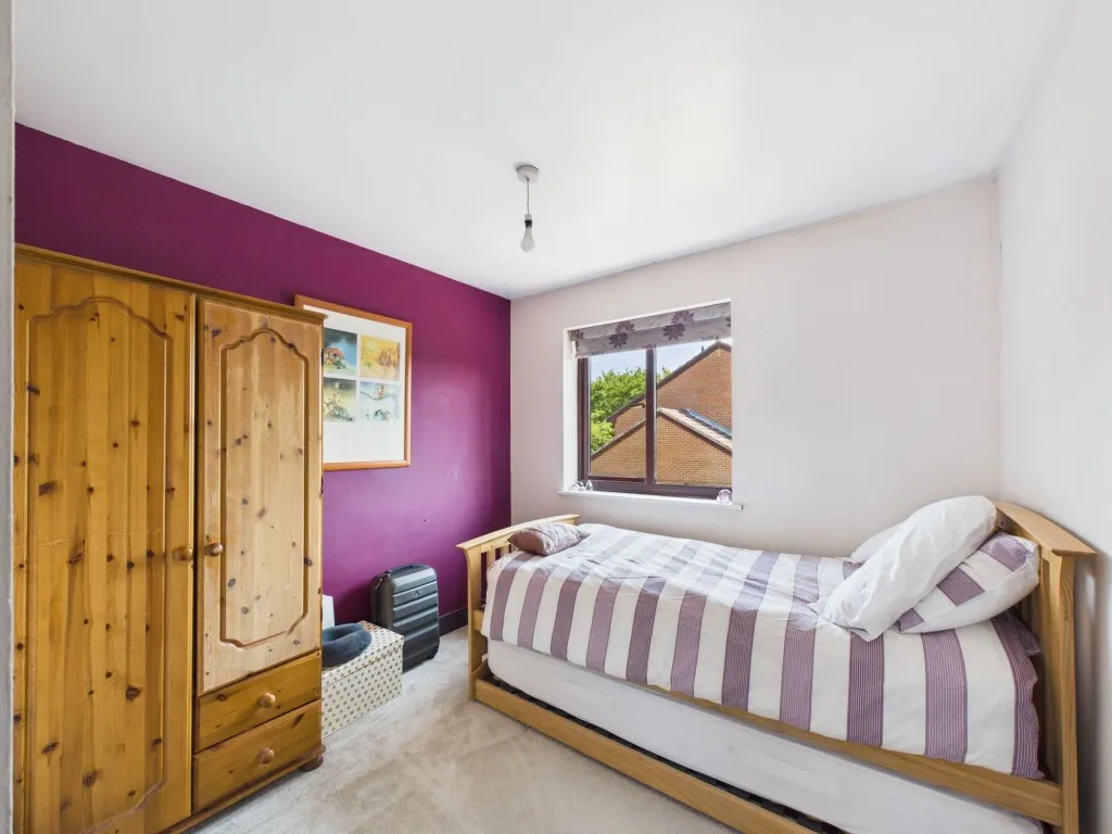 Lidstone Close, Lower Earley, RG6, photo 13