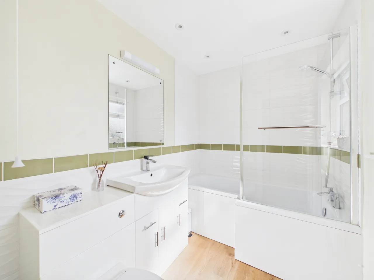 Innsworth Lane, Gloucester, GL2 0DA, photo 20