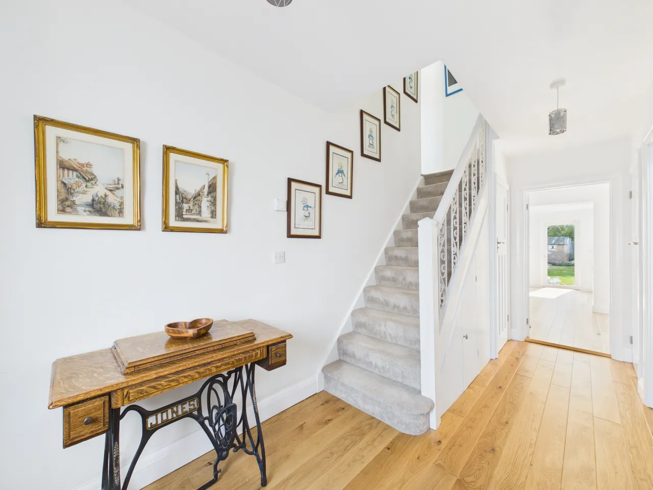Innsworth Lane, Gloucester, GL2 0DA, photo 3