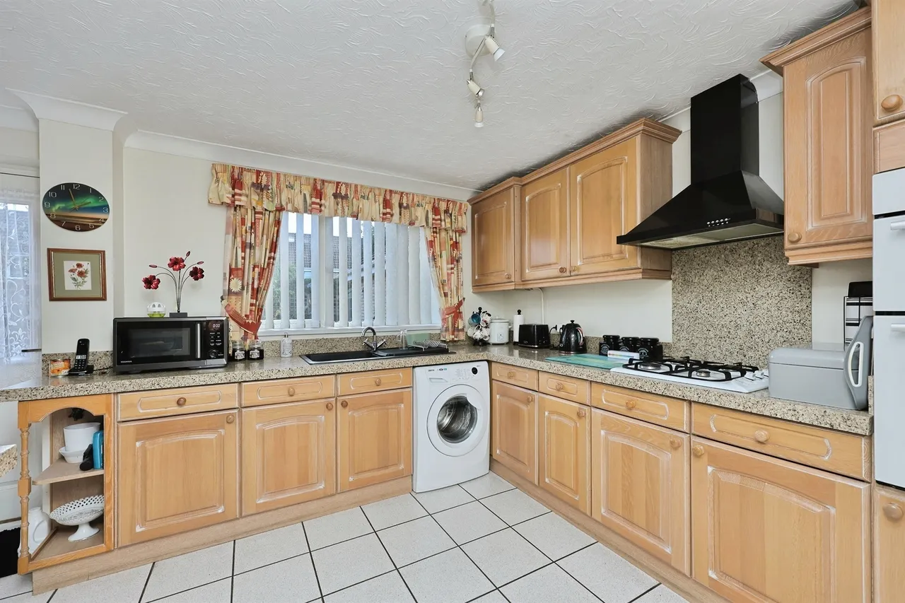 Mallow Way, Wymondham, NR18, photo 5