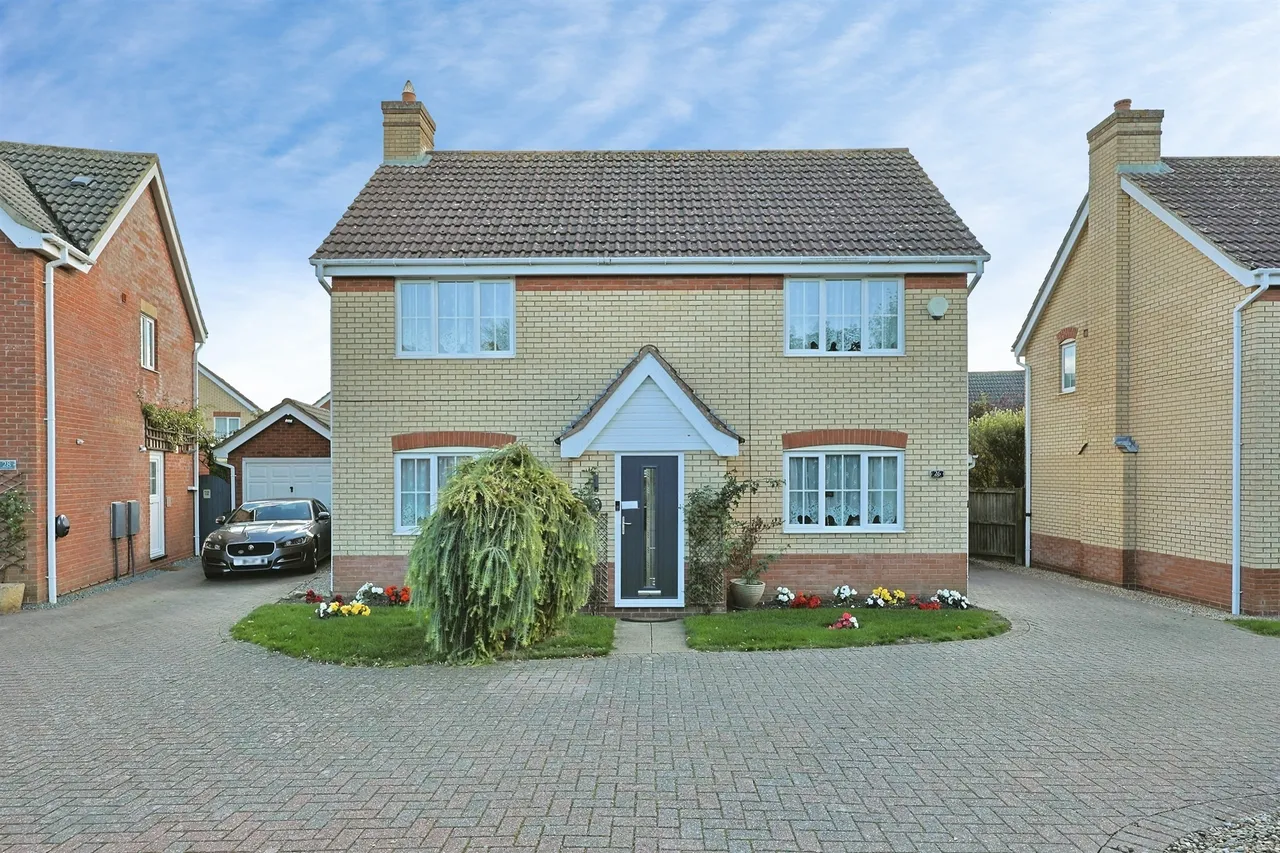 Mallow Way, Wymondham, NR18, photo 17