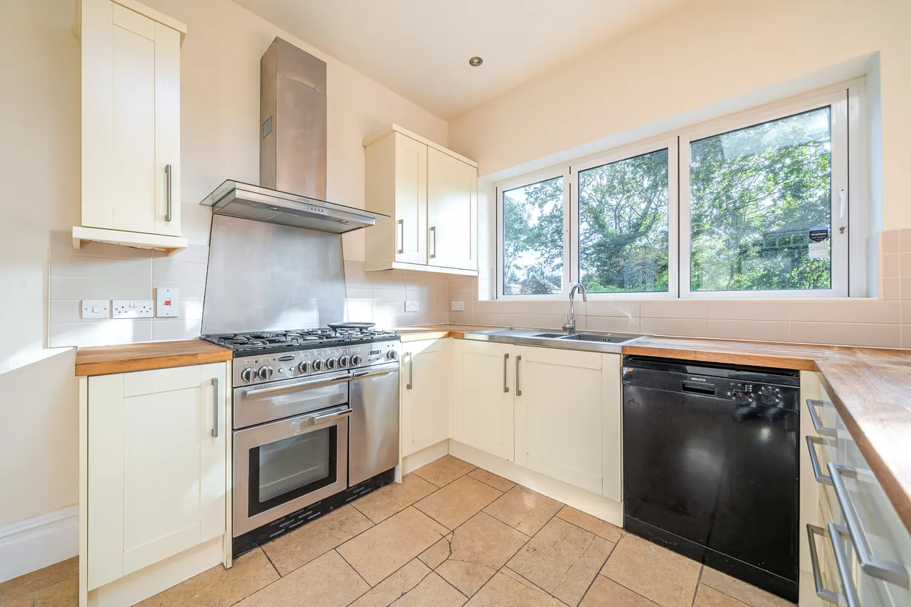 Queens Avenue, Whetstone, N20, photo 9