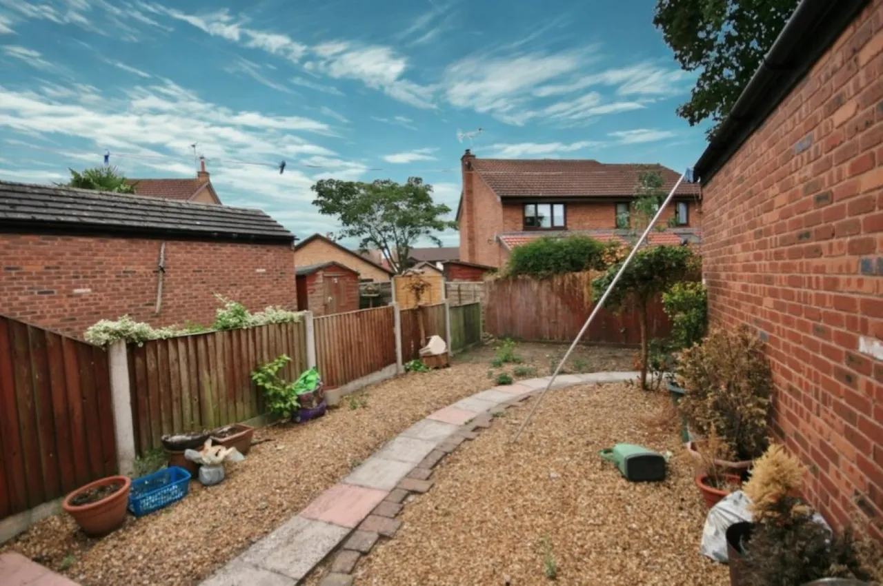 Birchwood Drive, Nantwich, photo 10