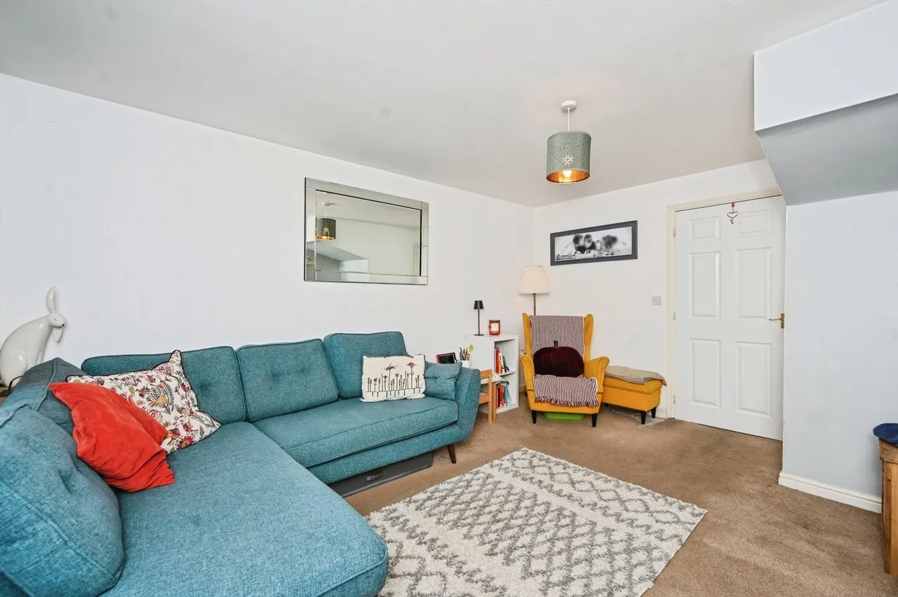 Garston Crescent, Newton-le-Willows, Merseyside, WA12, photo 3